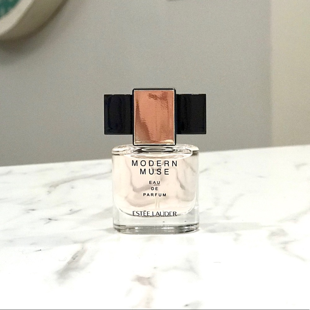🚫SOLD🚫 Estée Lauder Modern Muse perfume